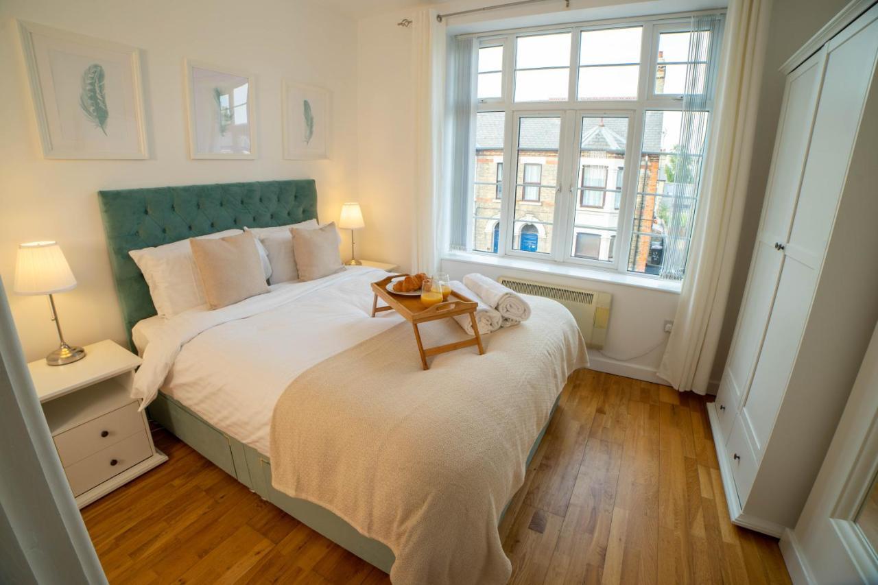 Vibrant City Centre - King Bed, Entire Apartment Кембридж Экстерьер фото