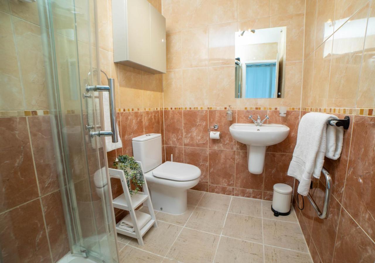 Vibrant City Centre - King Bed, Entire Apartment Кембридж Экстерьер фото